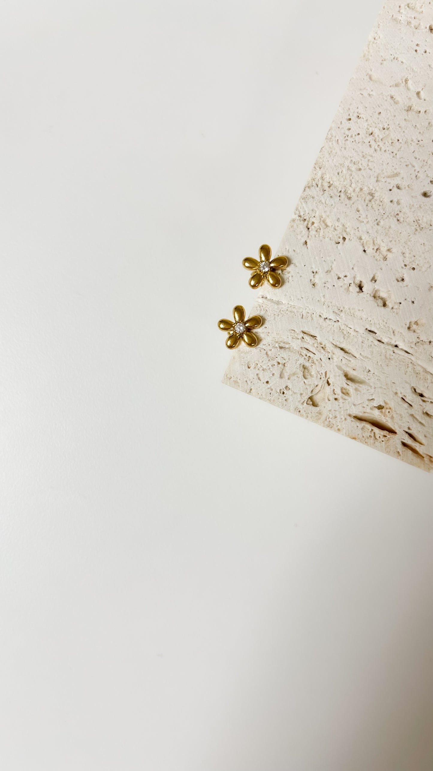 Studs flower
