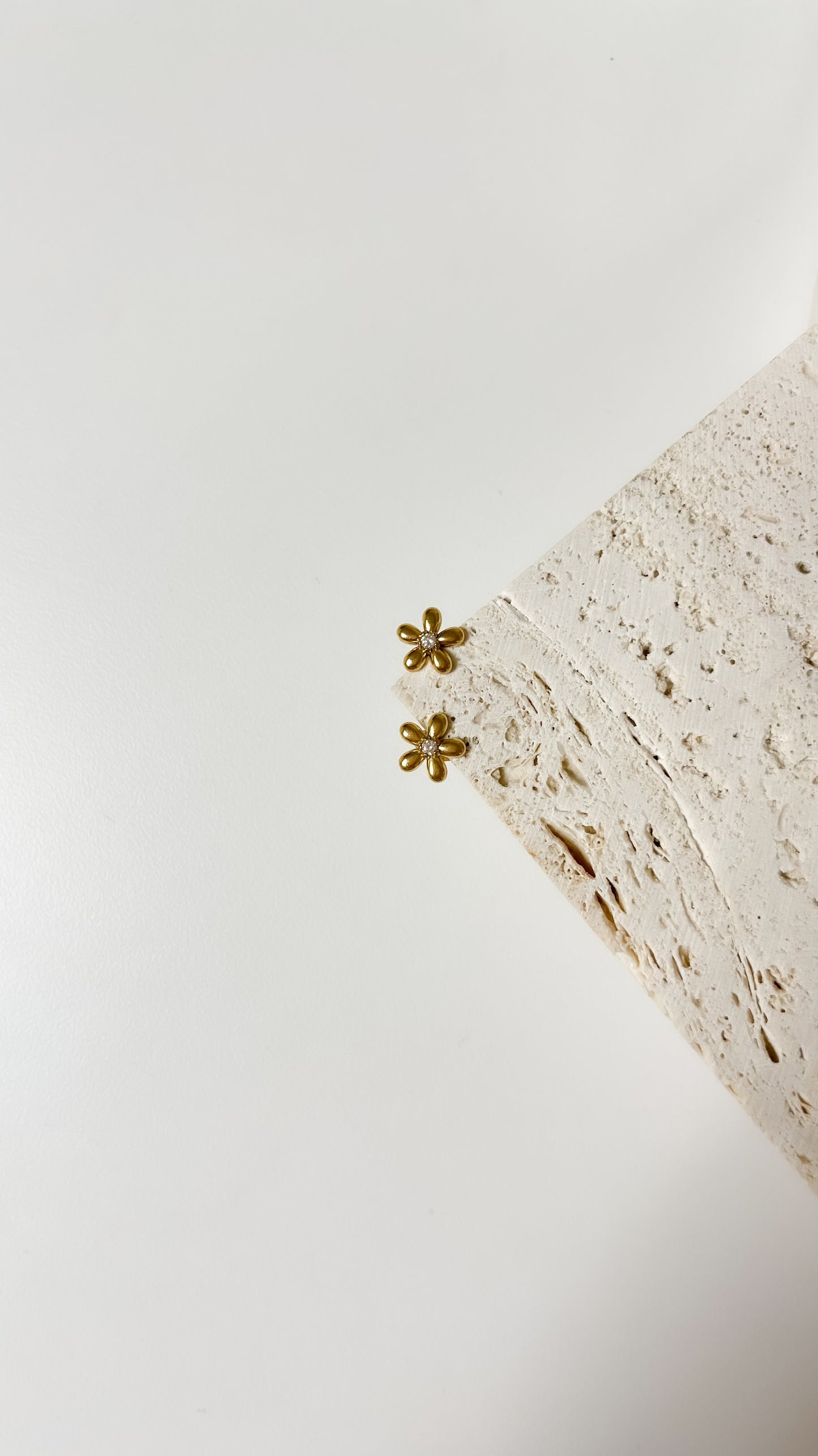 Studs flower
