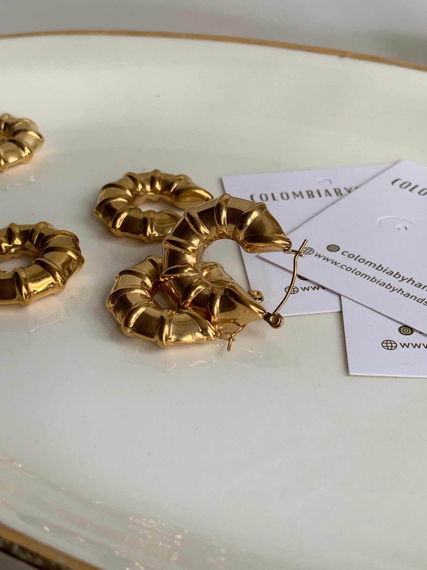 Hollow earrings!